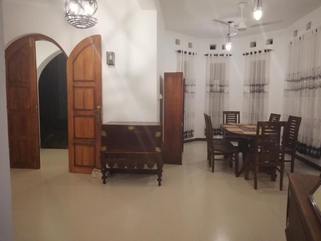 Air Port 5 Minutes Super Clean Upul Negombo Exterior foto