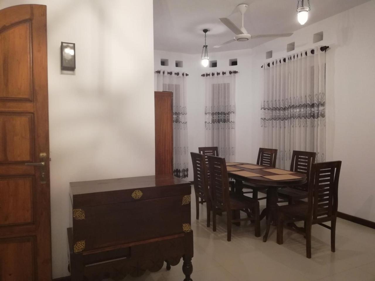 Air Port 5 Minutes Super Clean Upul Negombo Exterior foto