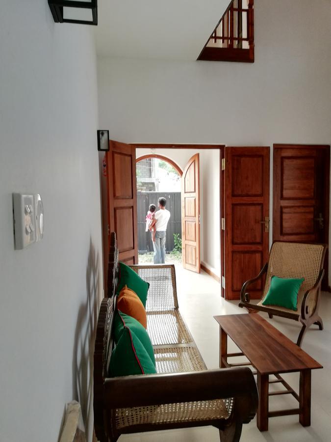 Air Port 5 Minutes Super Clean Upul Negombo Exterior foto