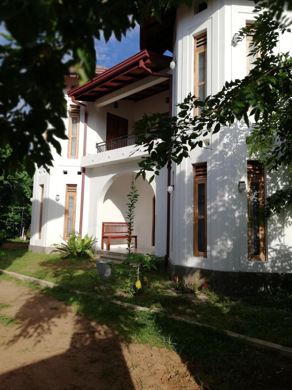 Air Port 5 Minutes Super Clean Upul Negombo Exterior foto